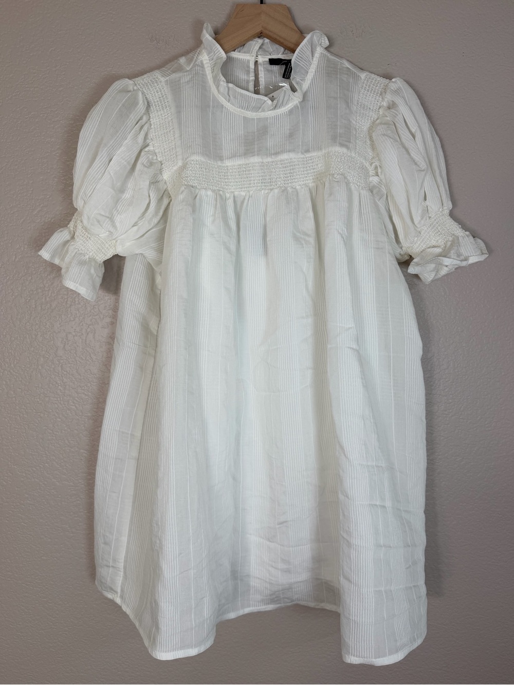Forever 21 White Ruffle Babydoll Mini Dress size Small NEW Daphne Doen